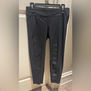 Underarmour capri leggings, girls medium